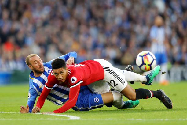 後於榜首 後於榜首